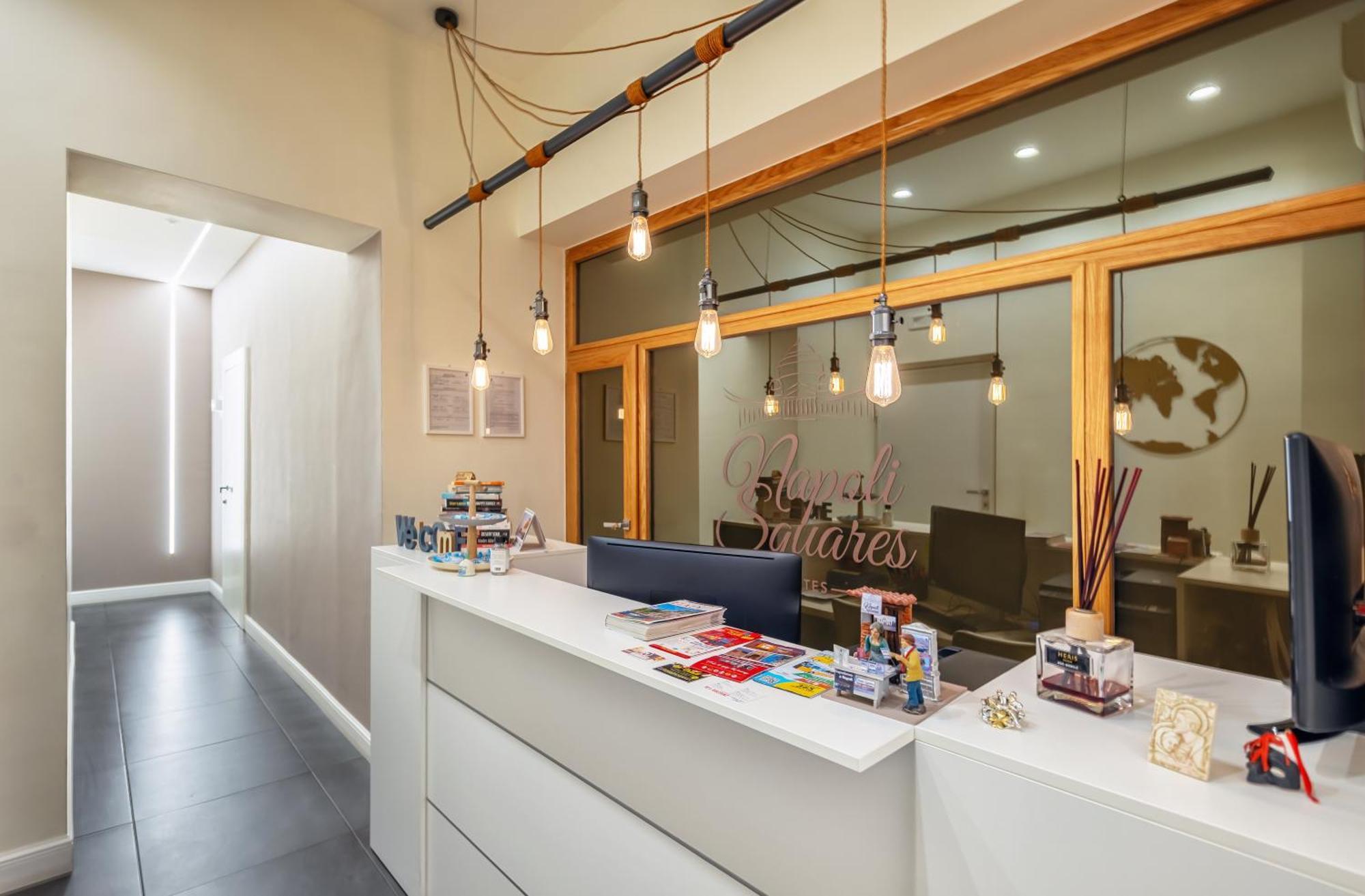 Napoli Squares Suites المظهر الخارجي الصورة