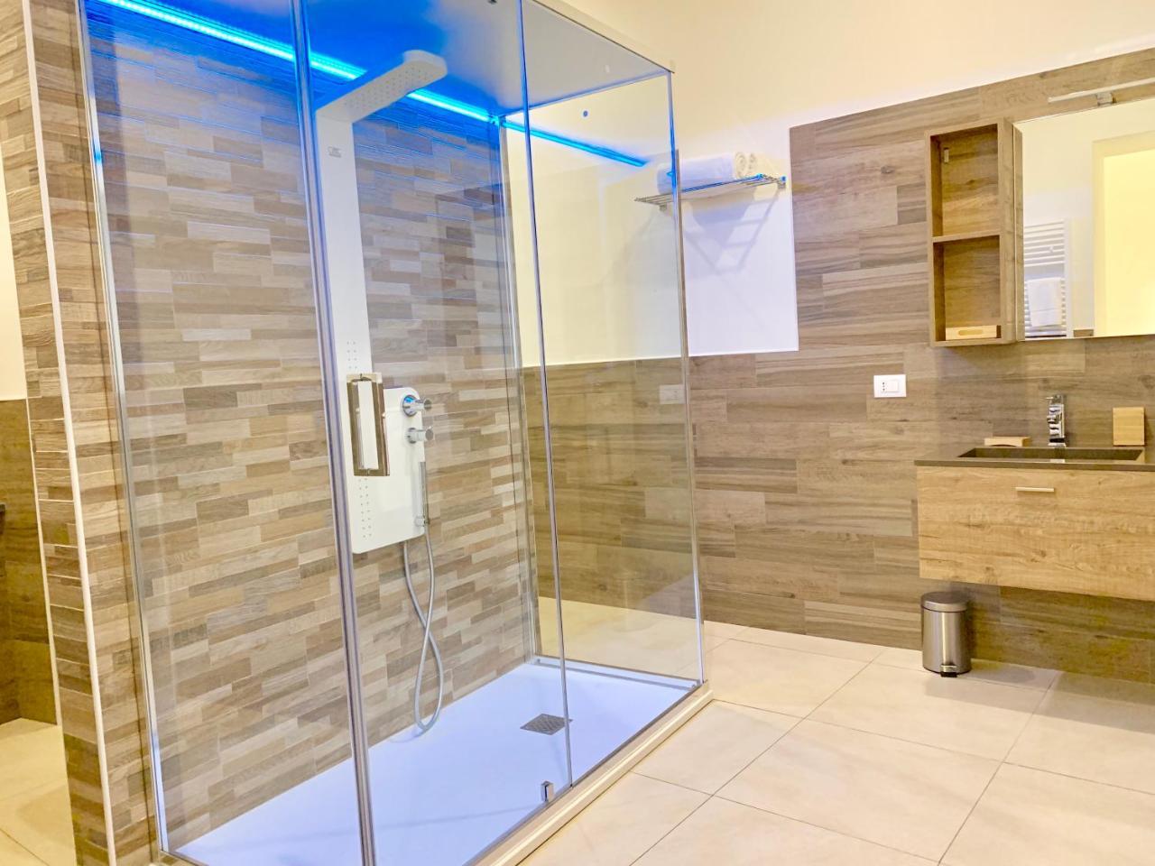 Napoli Squares Suites المظهر الخارجي الصورة