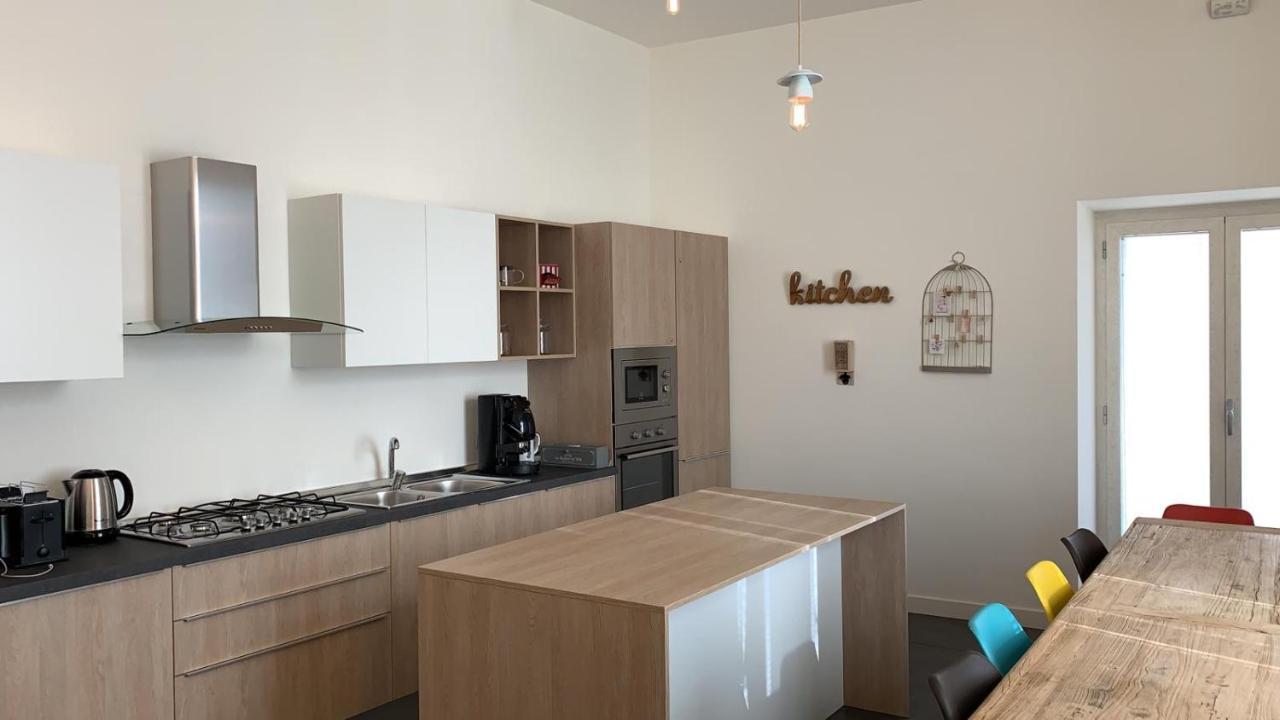Napoli Squares Suites المظهر الخارجي الصورة