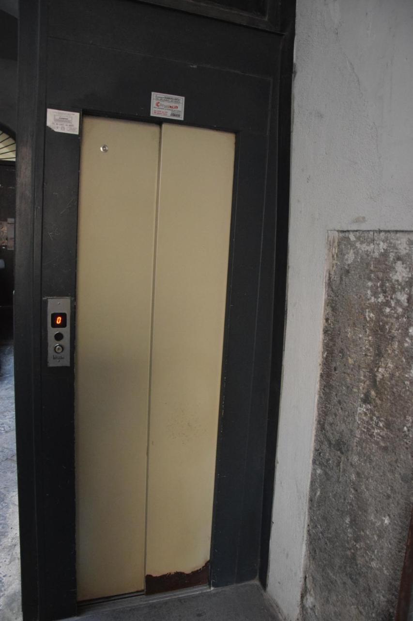 Napoli Squares Suites المظهر الخارجي الصورة